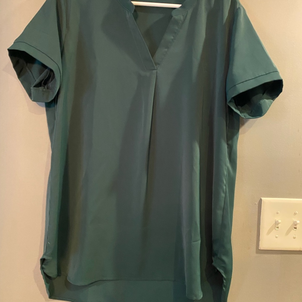 Elegant Green Women's Top